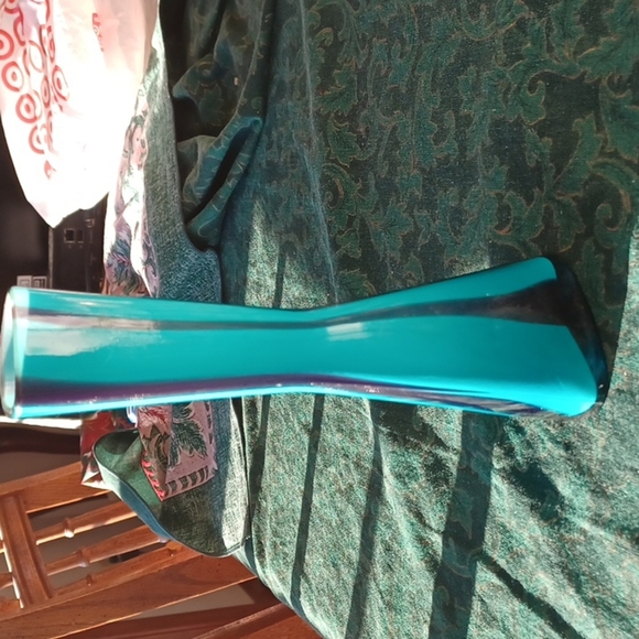 Vintage Hand Blown Glass Vase Bright turquoise & navy. 7.5", MCM - Picture 1 of 5